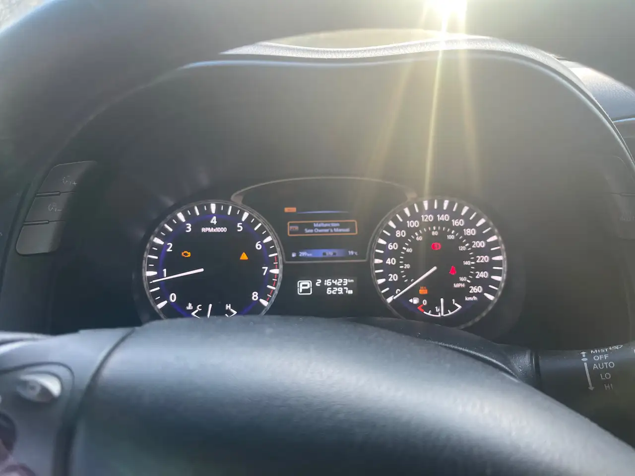 Infiniti QX60 снимка Infiniti QX60
