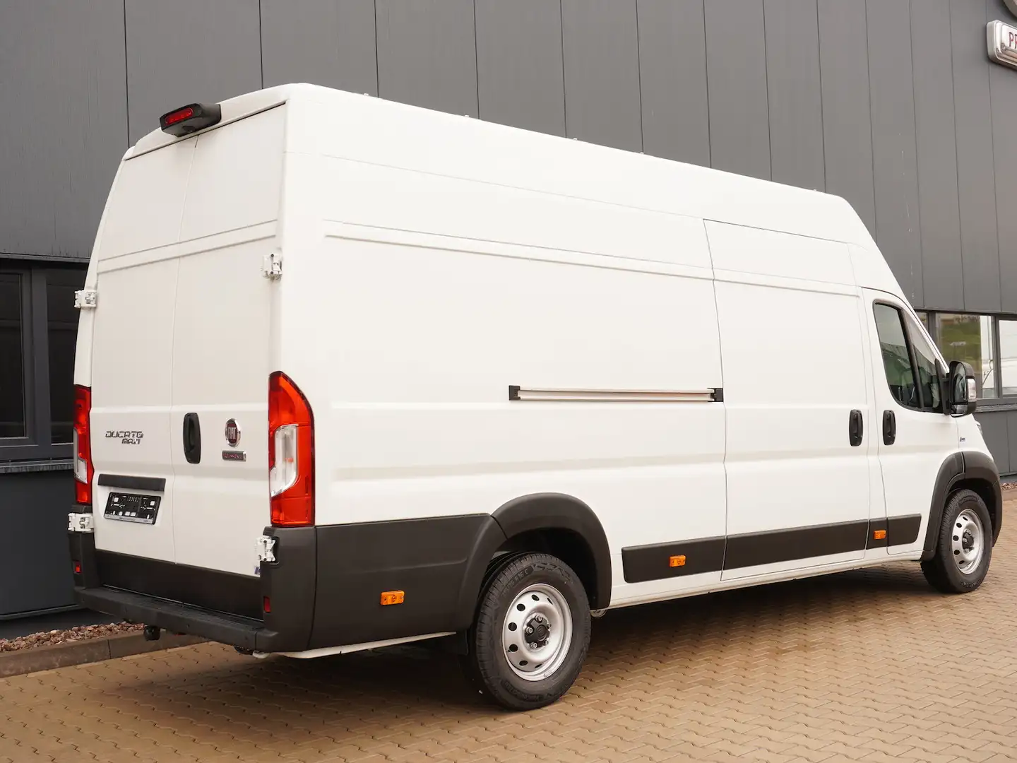 Fiat Ducato Maxi 35 L5H3 140 AT / Abstandstempomat Weiß - 2