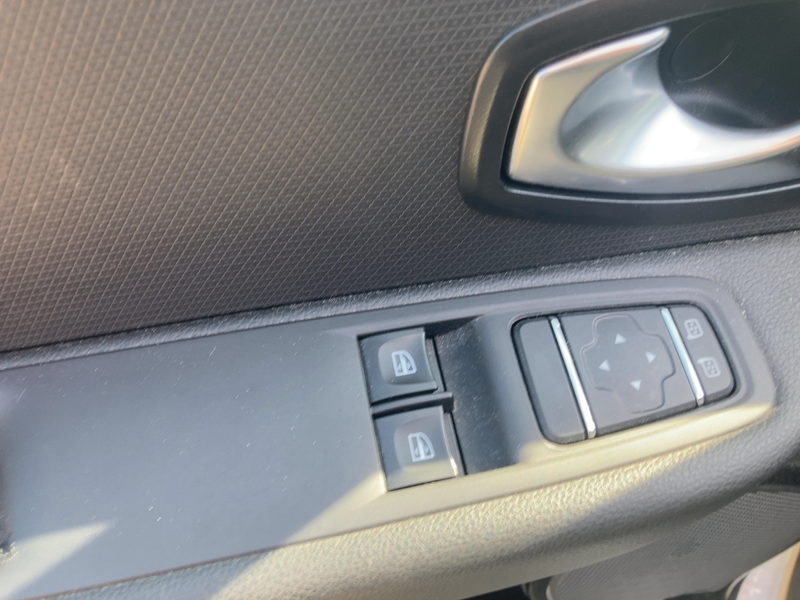 Renault Clio IV Limited 1.2 16V Navi|Klima|GJR — photo 14