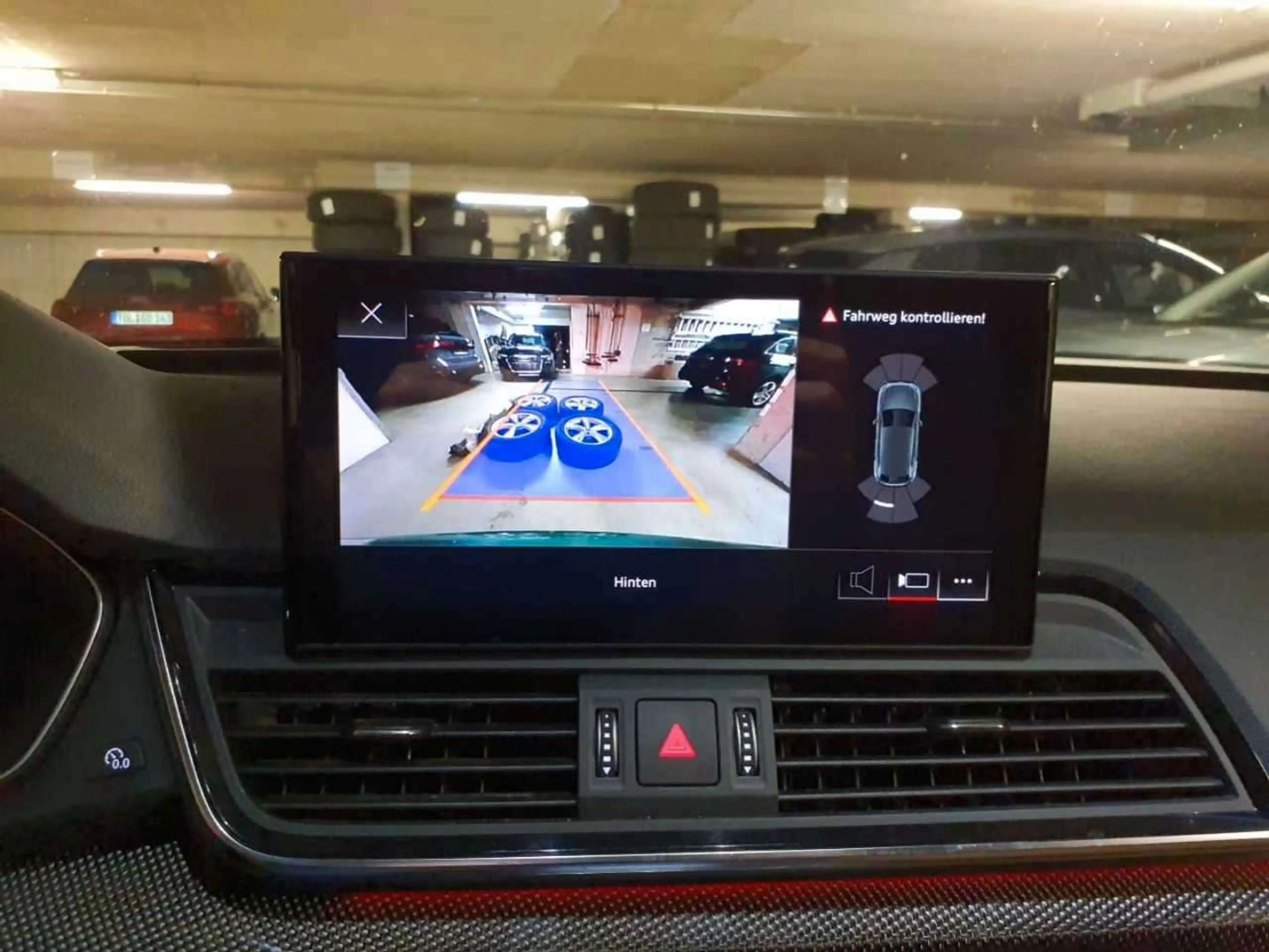 Audi SQ5 EXCLUSIVE PANO LEDER HUD CARBON B&O — photo 6