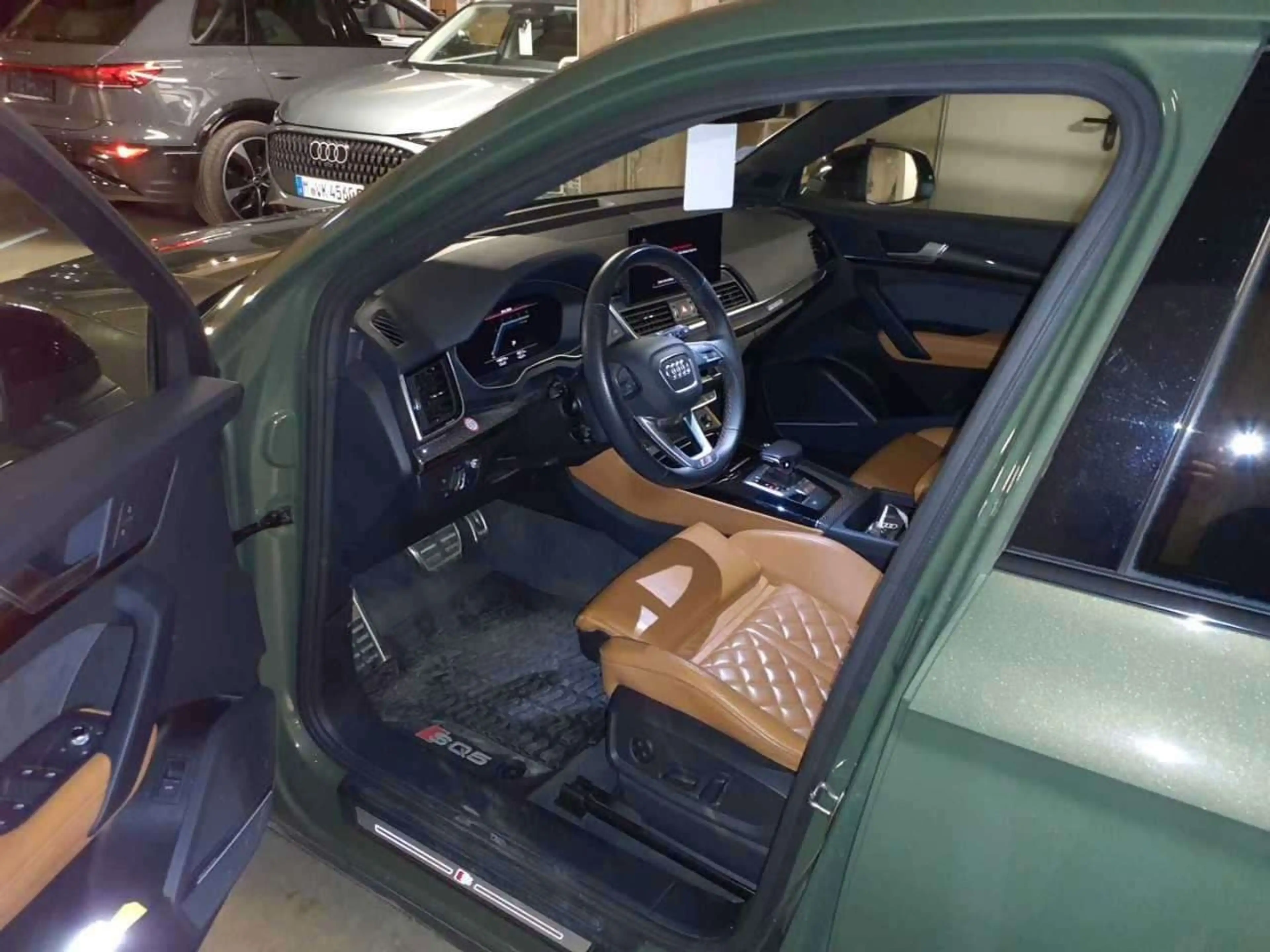 Audi SQ5 EXCLUSIVE PANO LEDER HUD CARBON B&O — photo 4