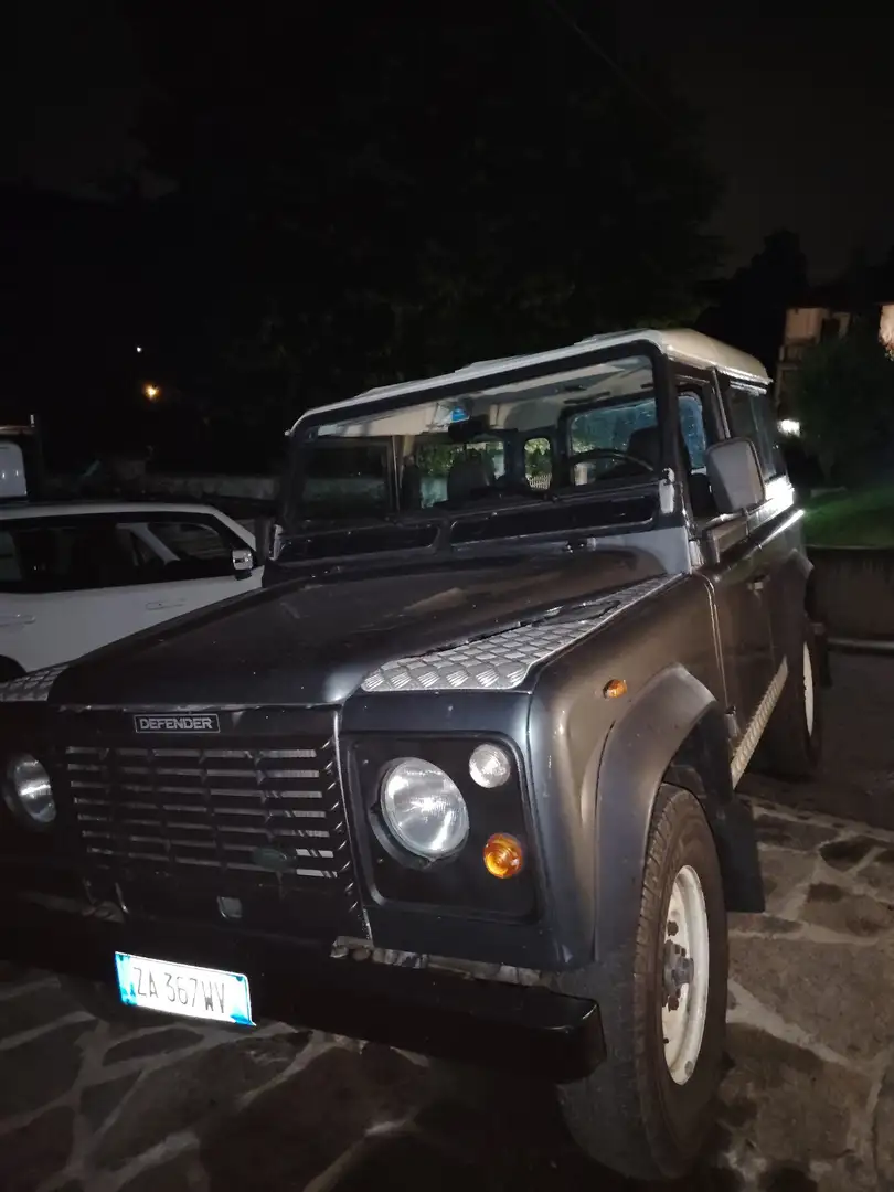 Land Rover Defender Typ 90 County - 2