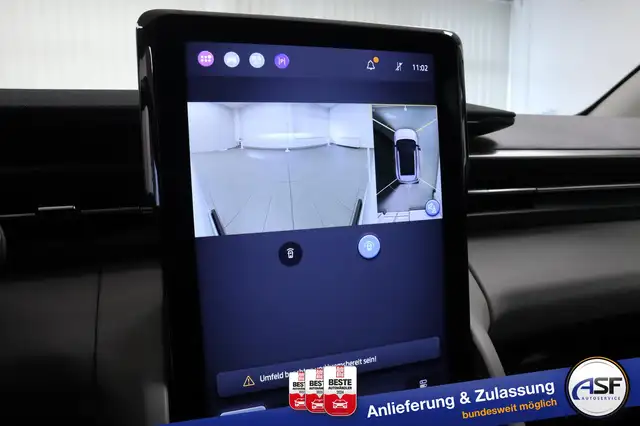 Ford Explorer view 29