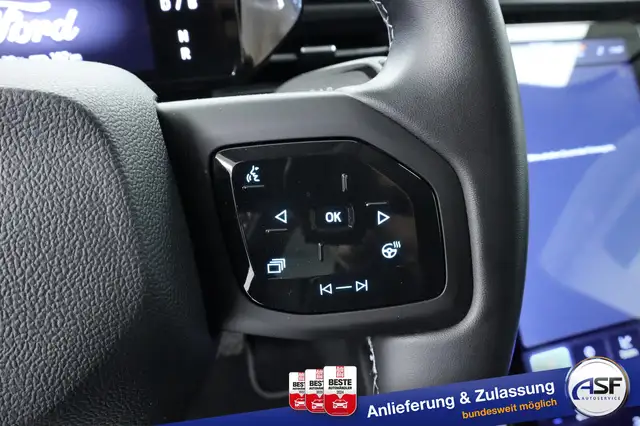 Ford Explorer view 24