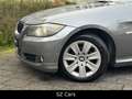 BMW 320 i Limousine *AUTOMATIK*NAVI*XENON*EL SITZE* Grau - thumbnail 2
