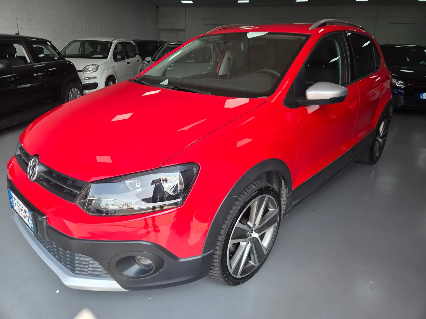 Volkswagen Polo Cross Polo 5p 1.6 tdi Cross 90cv 95000KM Rosso - 1