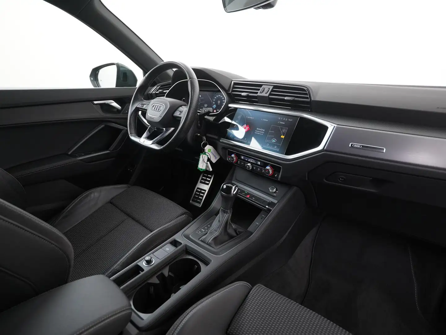 Audi Q3 Sportback 45 TFSIe S Line Black optiek | Camera | Gris - 2