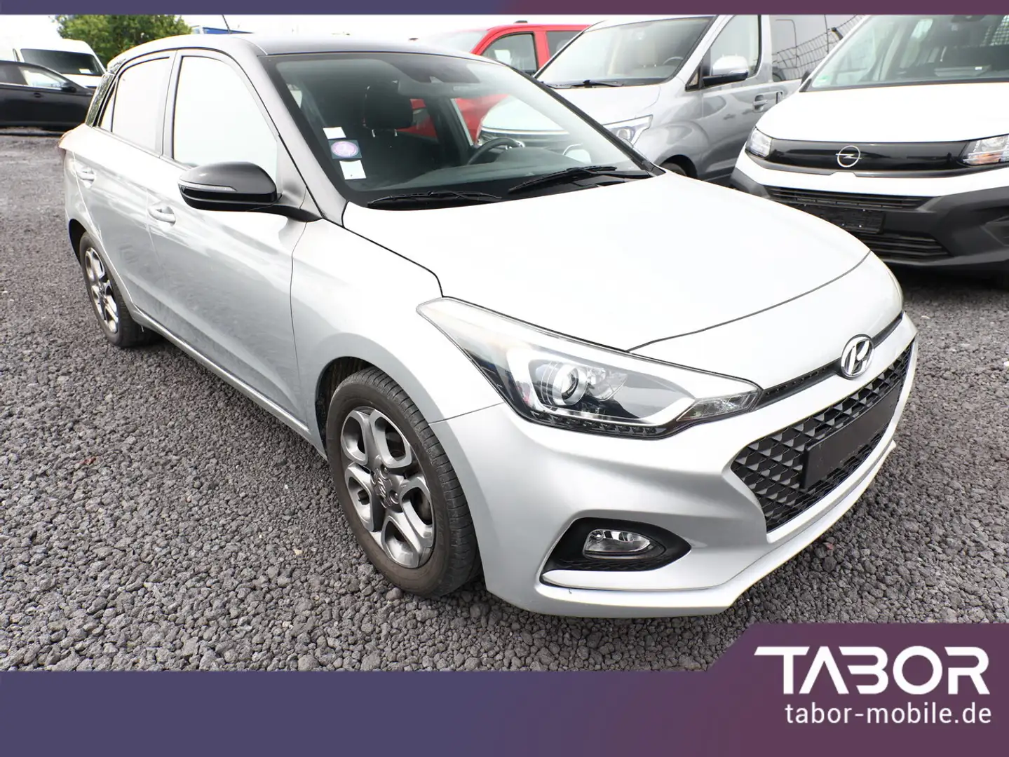 Hyundai i20 1.2 84 Trend Kam AppCo Privacy PDC 16Z Silber - 2