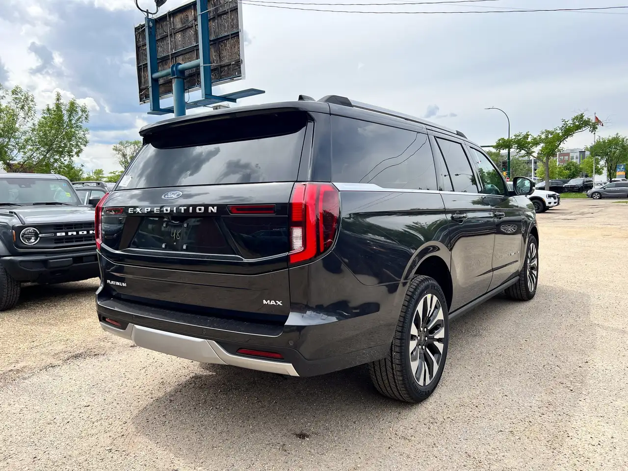 Ford Expedition photo Ford Expedition