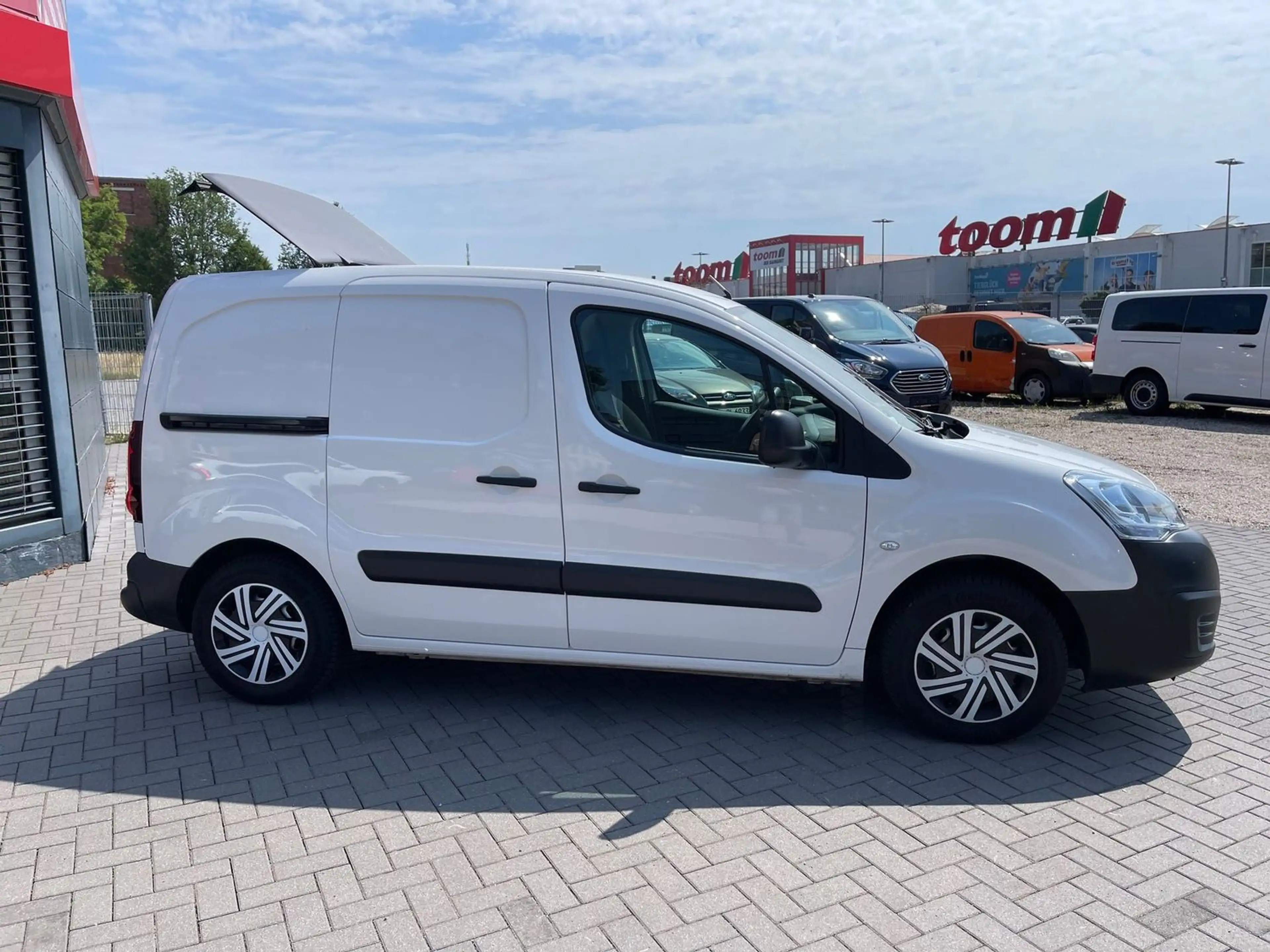 Peugeot Partner L1 Premium/AHK/Kamera V+H/PDC/USB/Bluetooth — photo 4