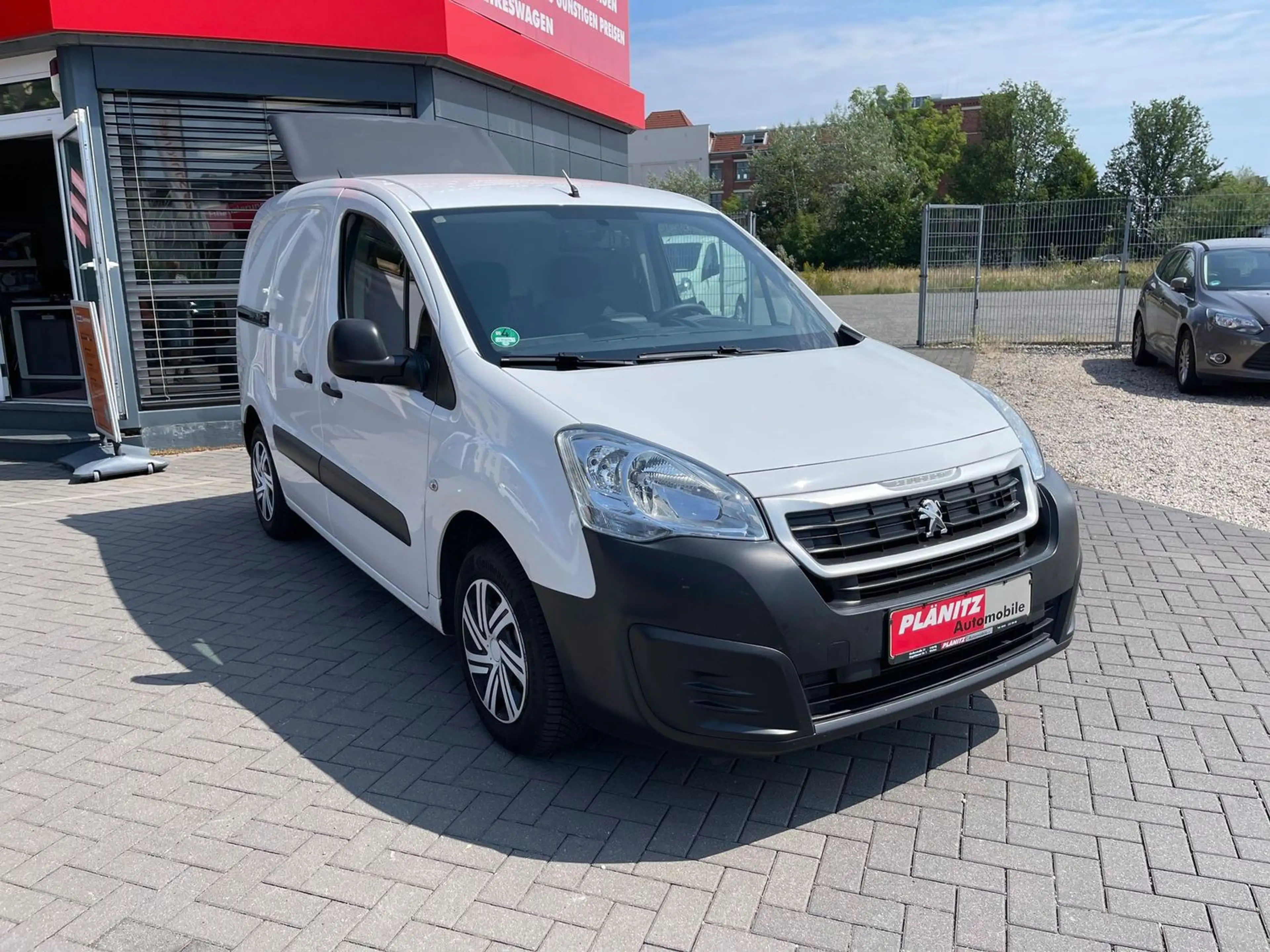 Peugeot Partner L1 Premium/AHK/Kamera V+H/PDC/USB/Bluetooth — photo 3