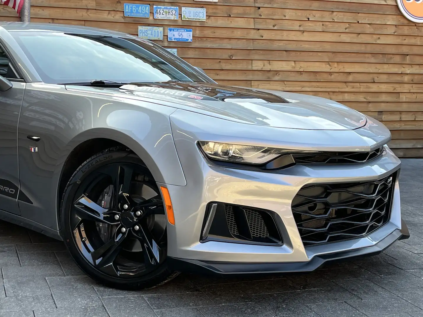 Chevrolet Camaro 2SS LT1 6.2 Autom. HUD LED ACC Šedá - 2