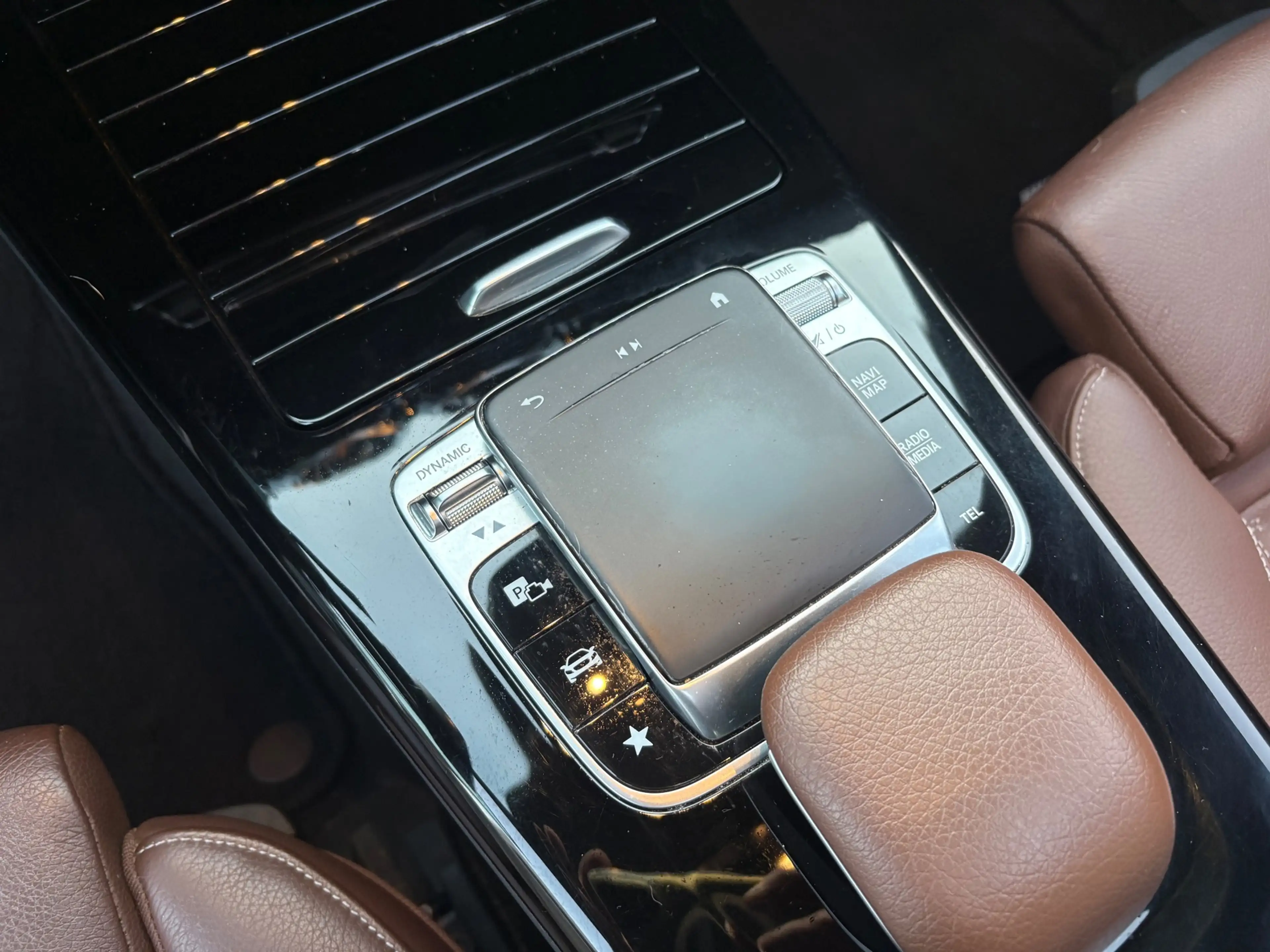 Mercedes-Benz A 220 Launch Edition Premium FULL OPTION — photo 35