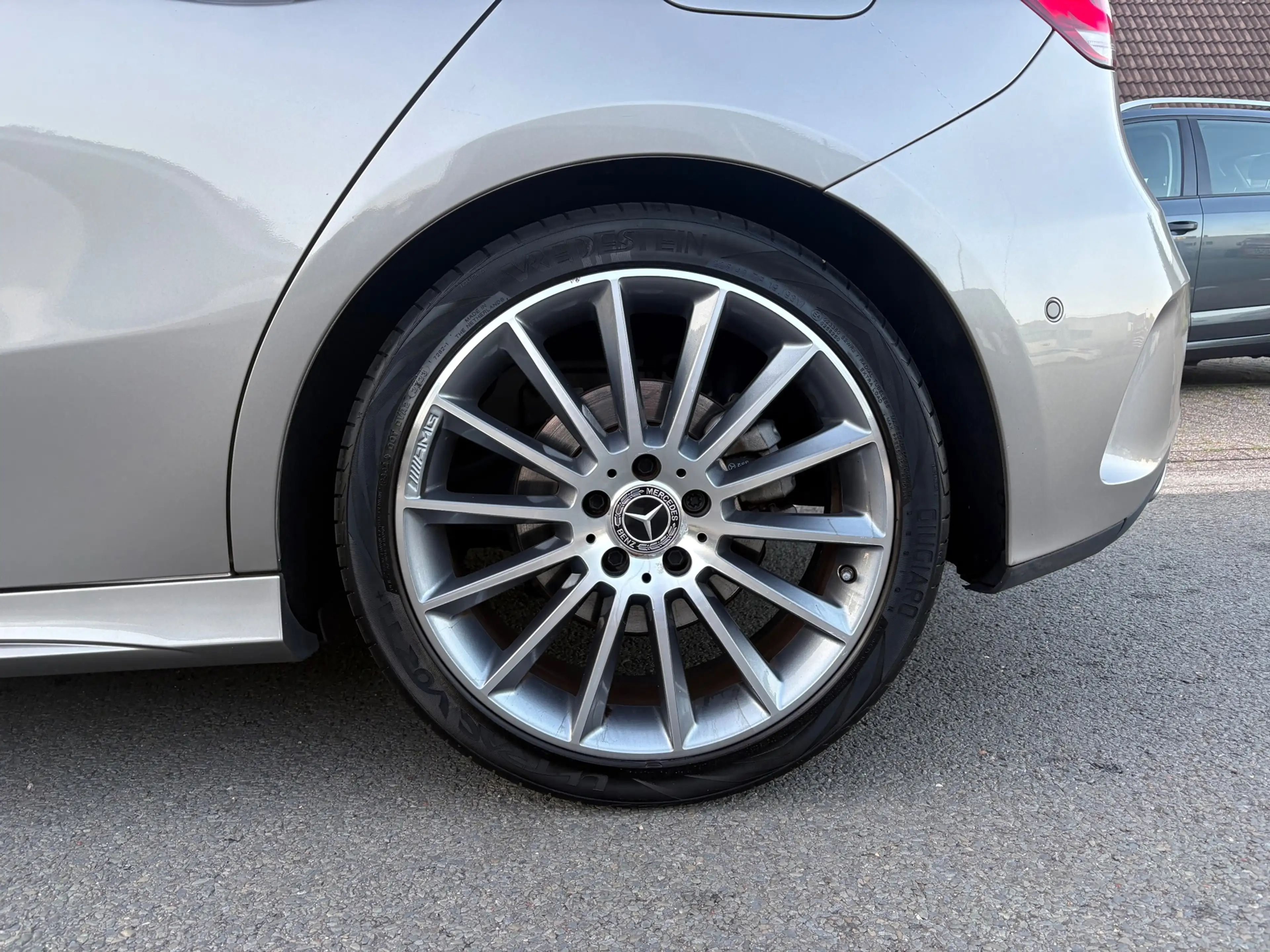 Mercedes-Benz A 220 Launch Edition Premium FULL OPTION — photo 26