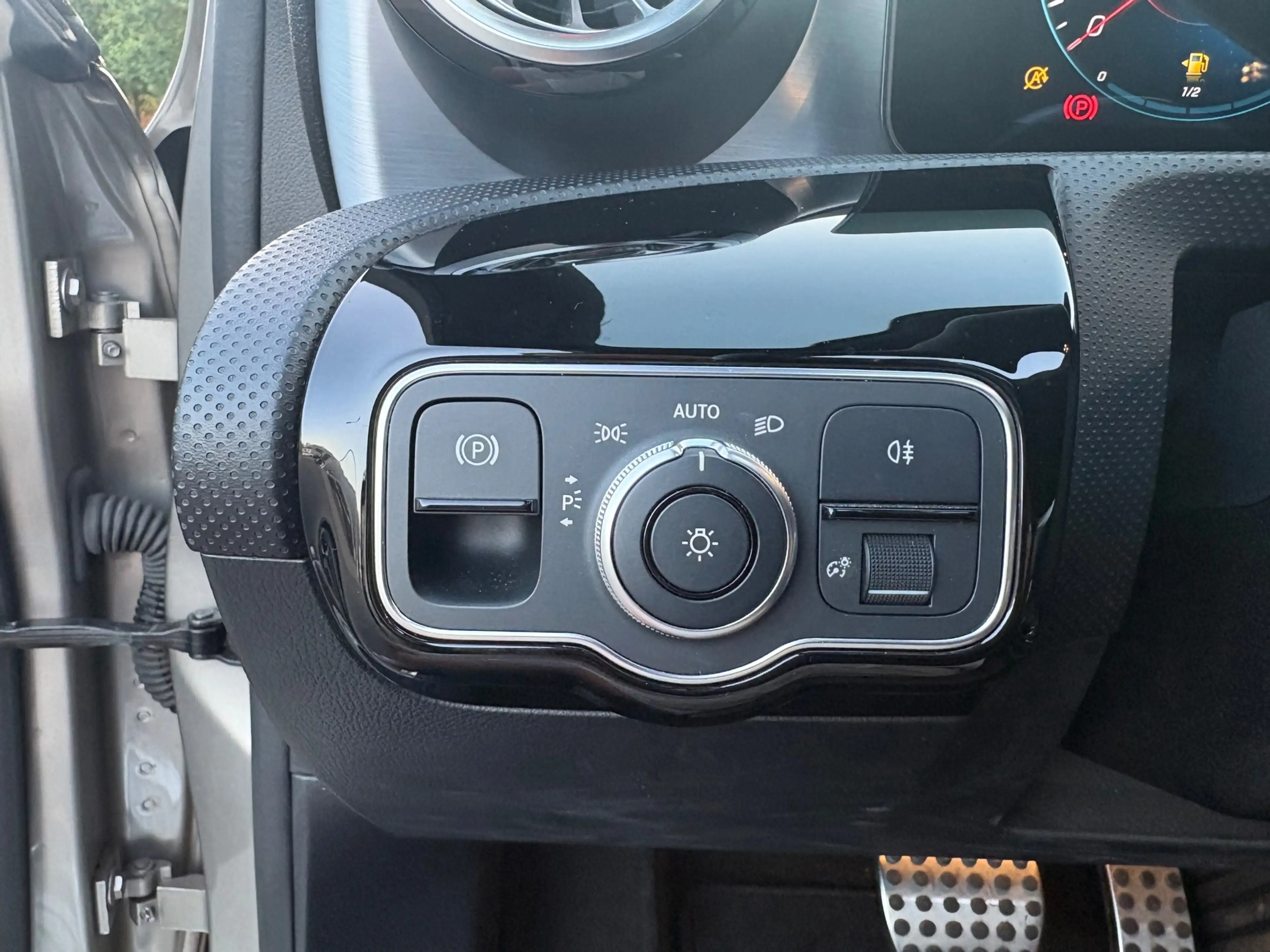 Mercedes-Benz A 220 Launch Edition Premium FULL OPTION — photo 8