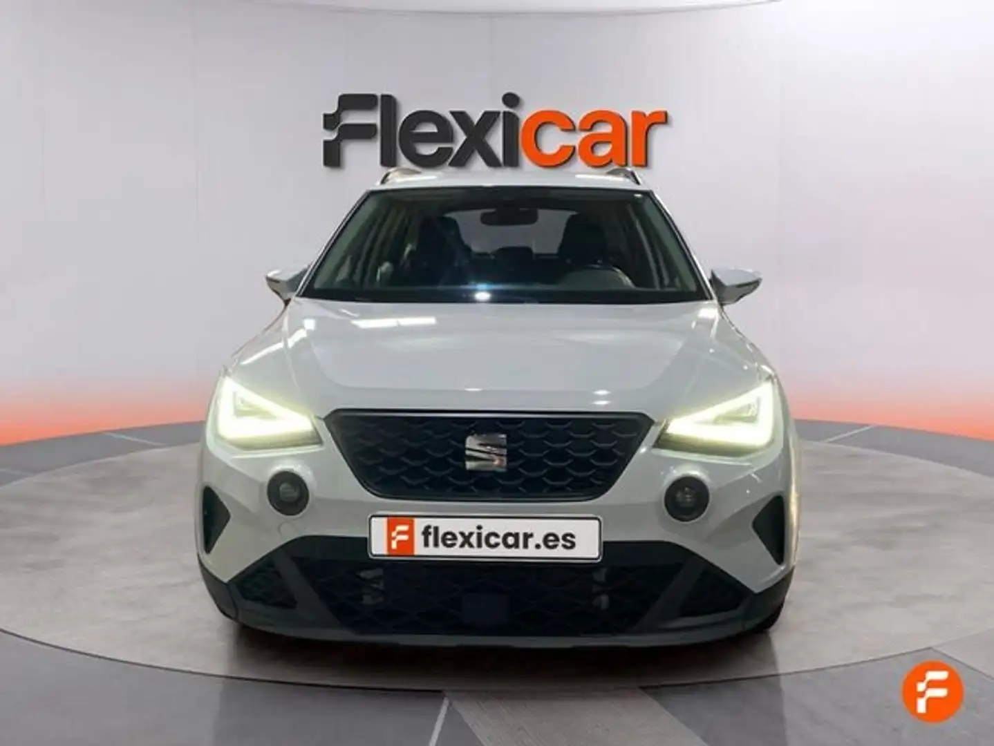 SEAT Arona 1.0 TSI 81kW DSG Style XL Blanco - 2