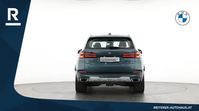 BMW X5 view 4
