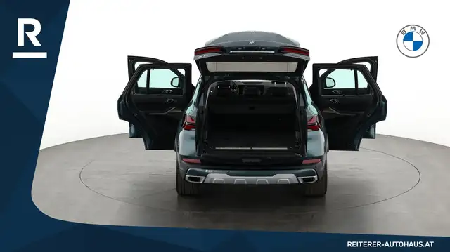 BMW X5 view 9