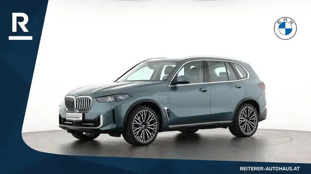 BMW X5 view 3