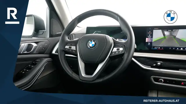 BMW X5 view 14