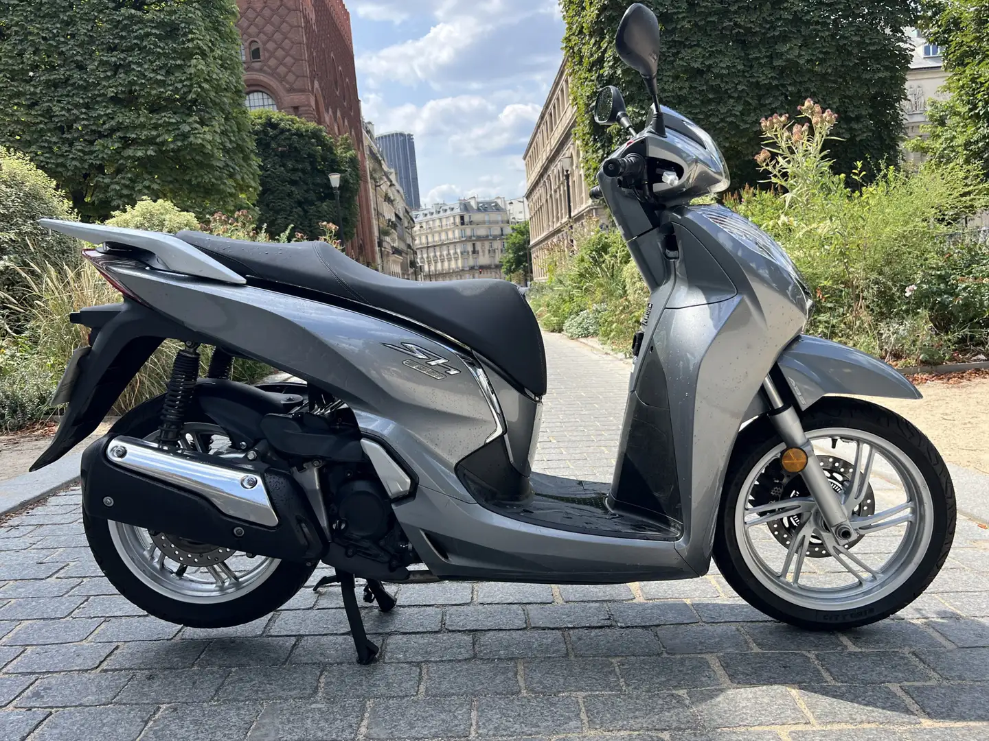 Honda SH 300 Gris - 1