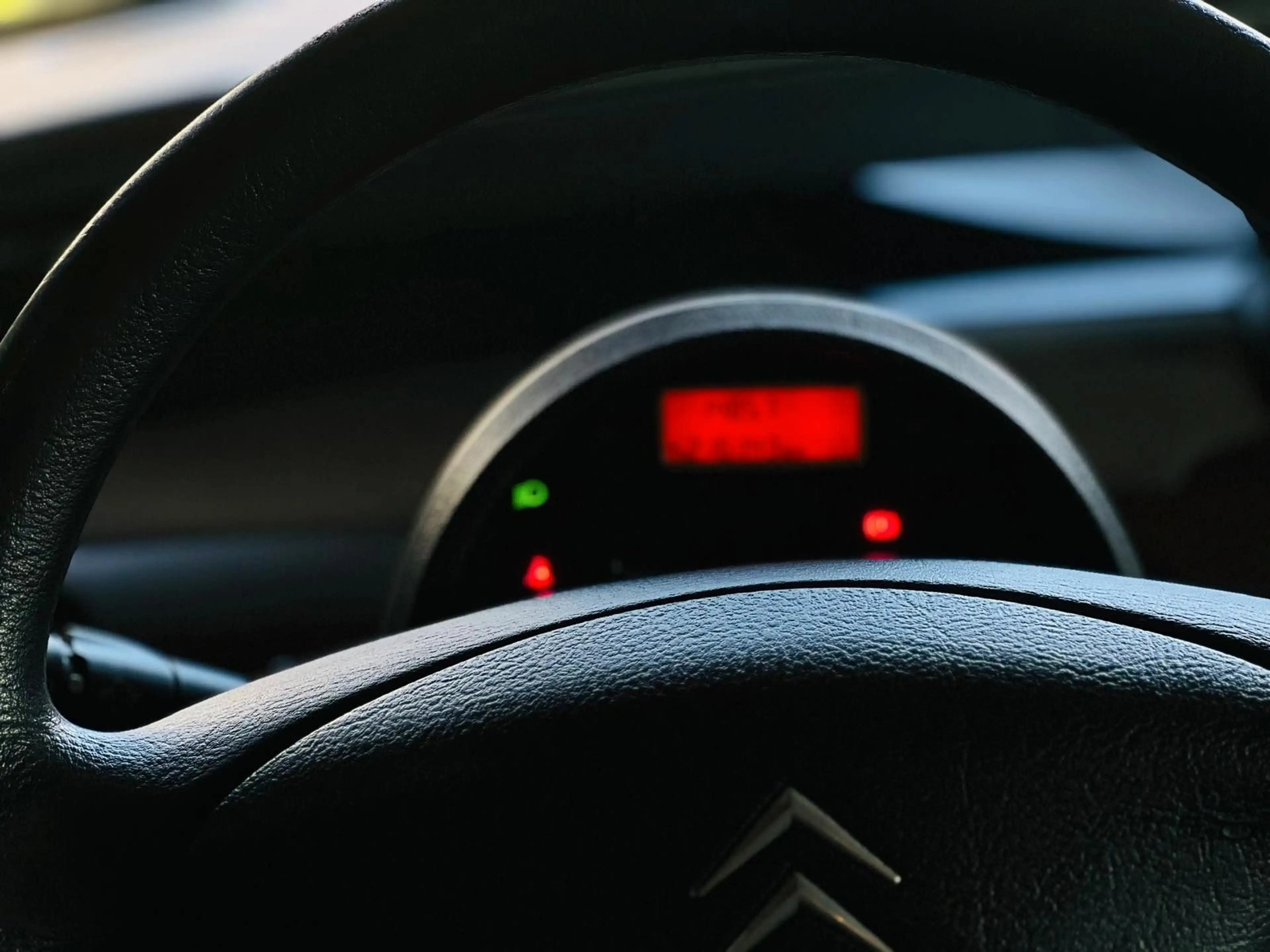 Citroen C8 Behindertengerecht-Rampe — photo 11