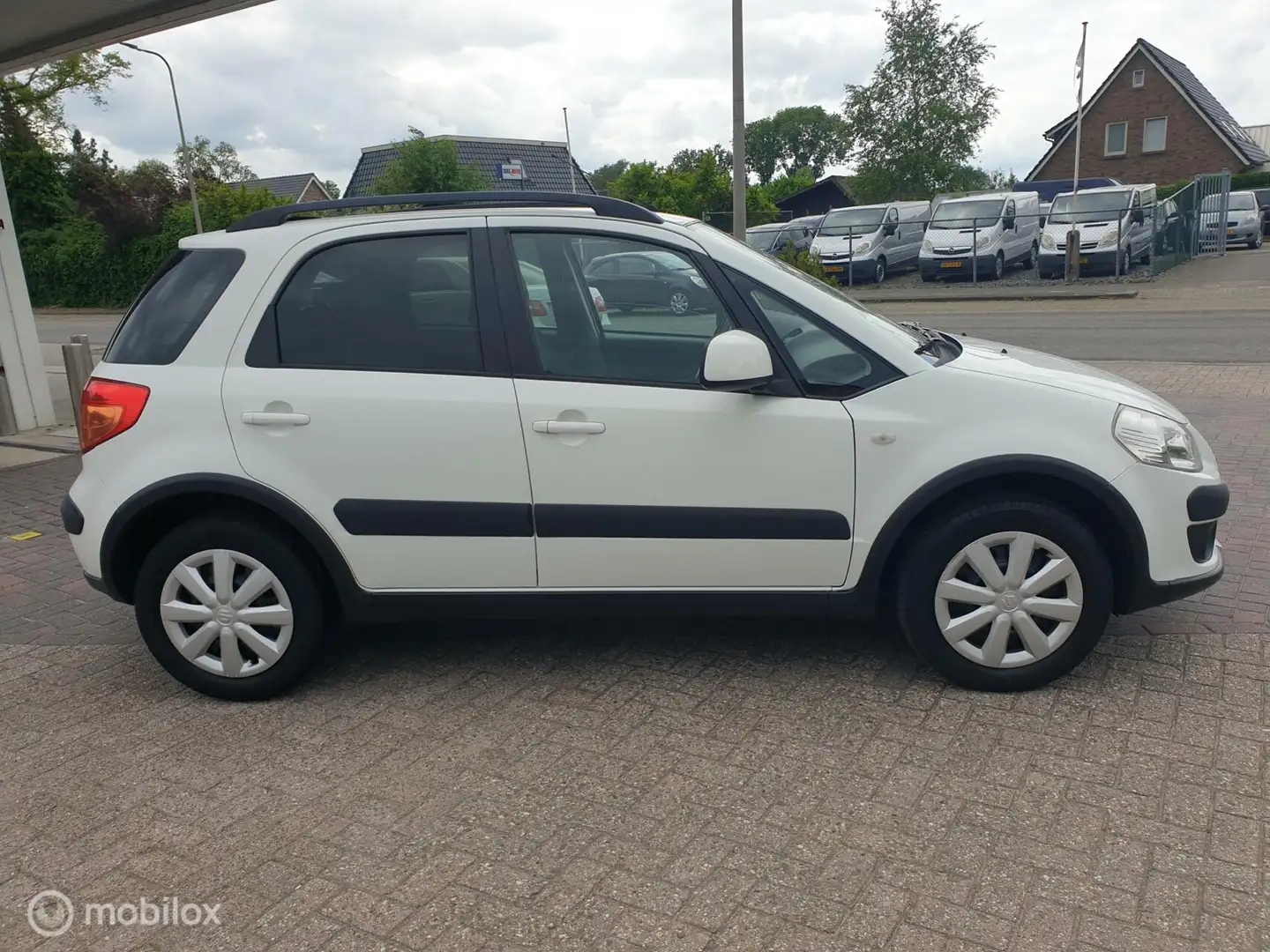 Suzuki SX4 1.6 4Grip Comfort dealer onderhouden Bianco - 2