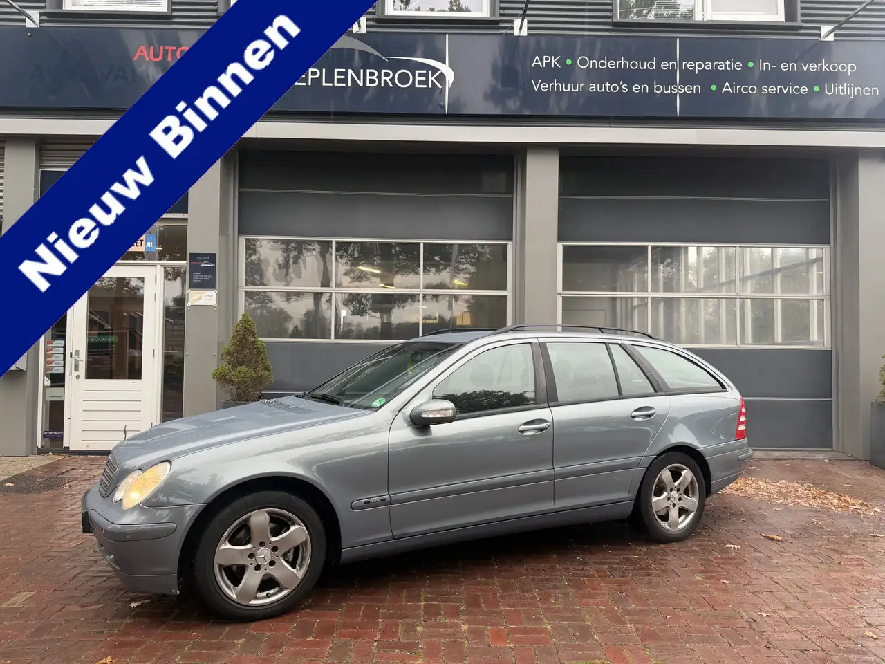 Mercedes-Benz C 180