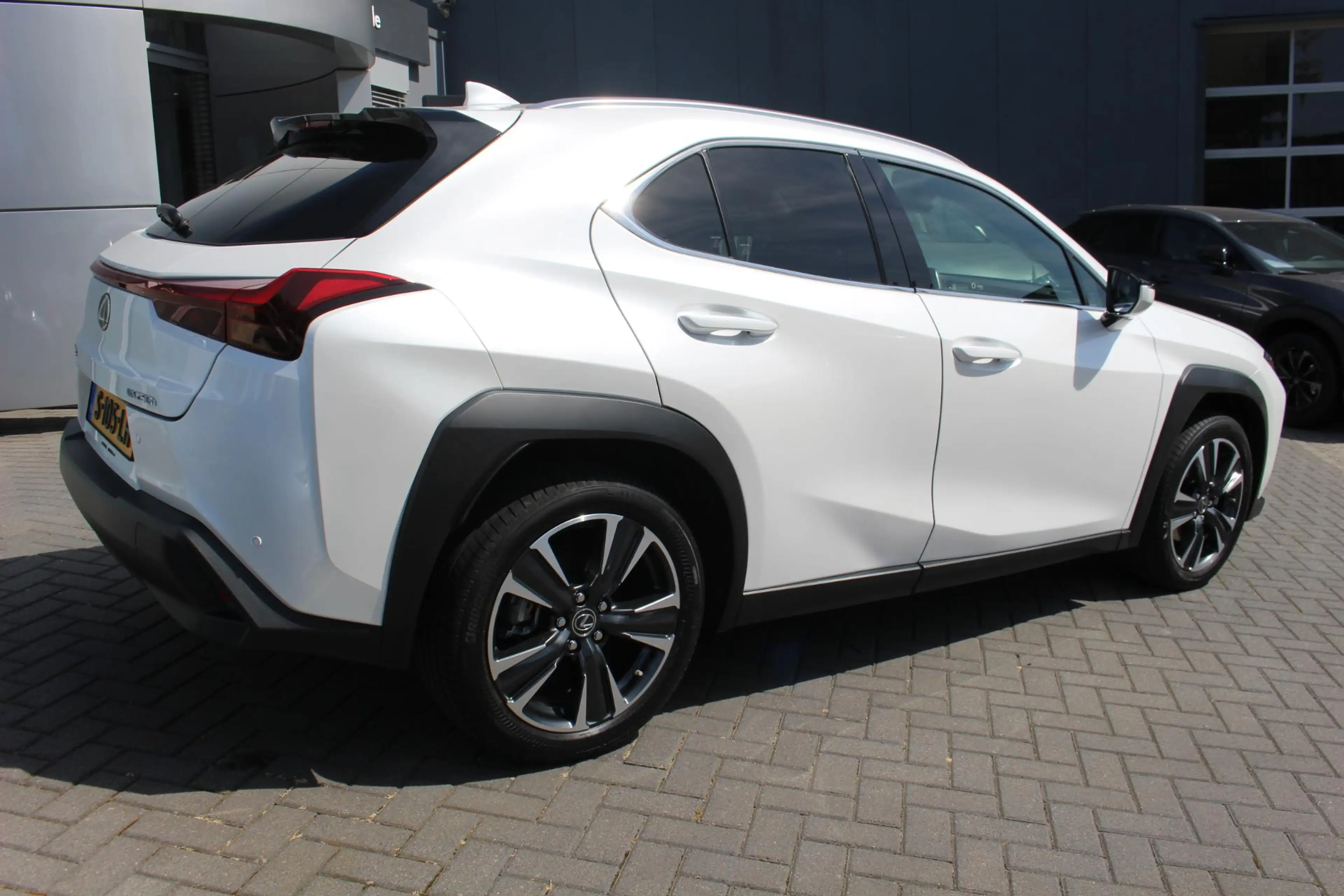 Lexus UX 250h Business Line NAVIGATIE ADAPATIVE CRUISE — photo 3