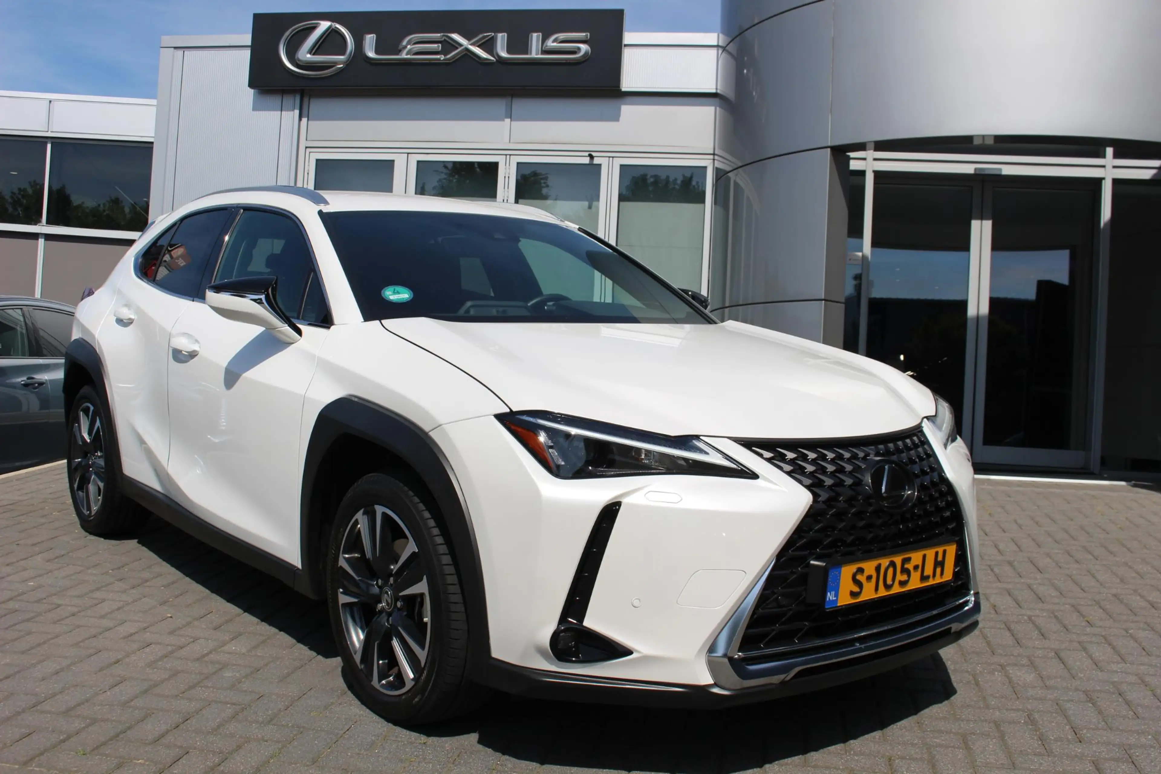 Lexus UX 250h Business Line NAVIGATIE ADAPATIVE CRUISE — photo 9