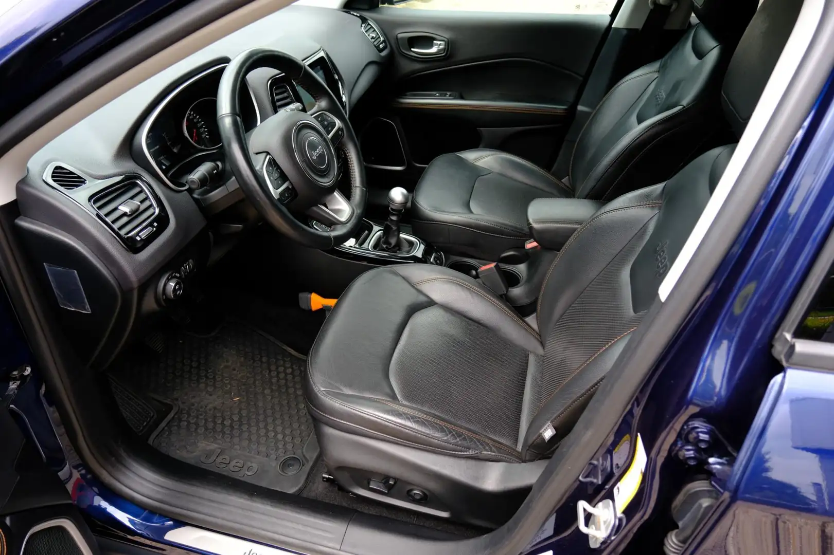 Jeep Compass 1.4 140pk MultiAir Opening Edition Plus Leder|Navi Blauw - 2