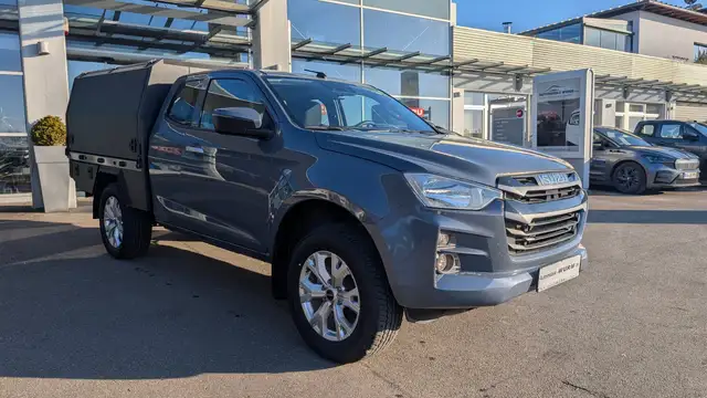 Isuzu D-Max D-Max Space Cab 4WD LS mit PEPEC PRIT + BOX