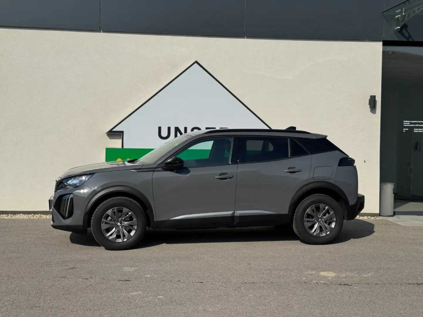 Peugeot 2008 ALLURE PureTech 100 6-Gang-Manuell Grau - 2