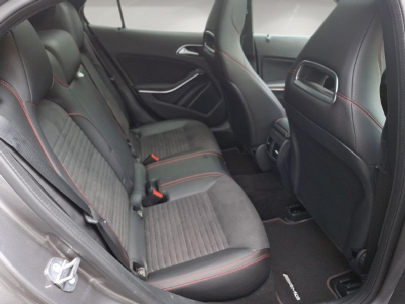 Mercedes-Benz GLA 250 4Matic AMG-Line/Automatik/Schiebedach/Navi/Sitzhei — photo 13