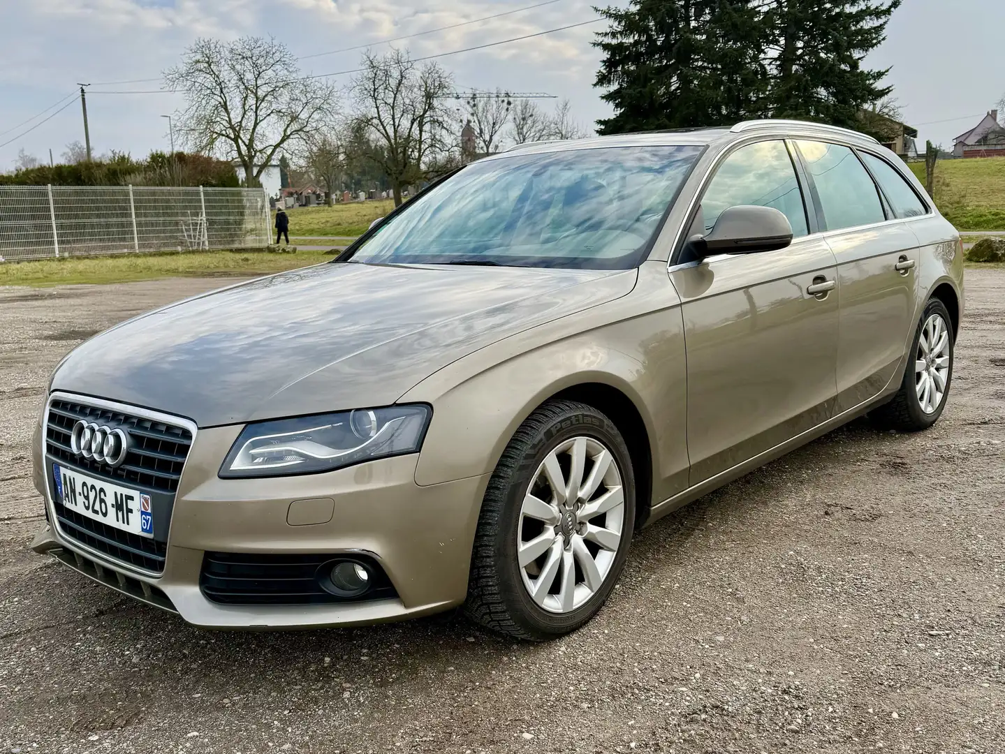 Audi A4 Avant 2.0 TDI 143 DPF Ambition Luxe Multitronic A Beige - 2