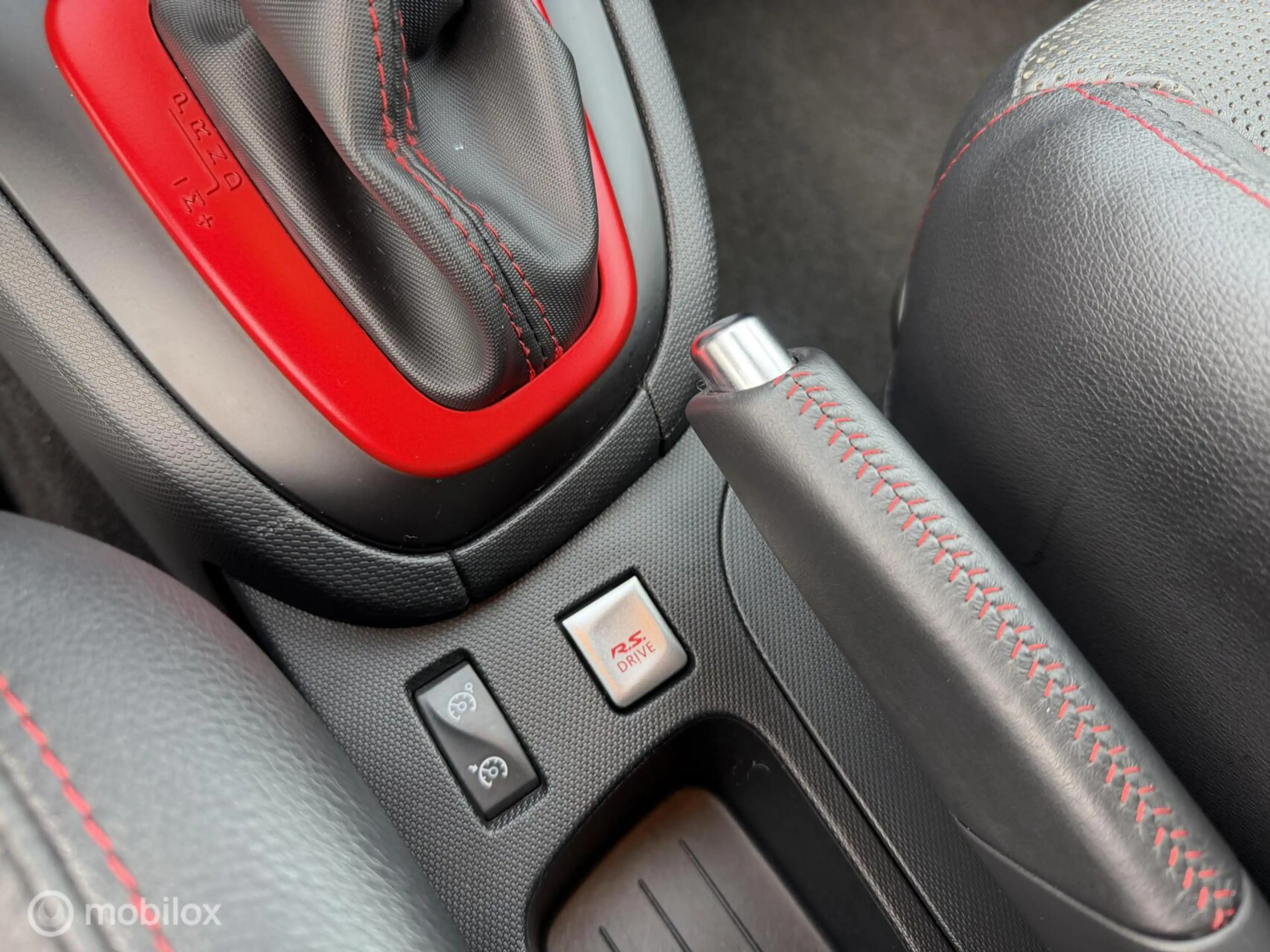 Renault Clio 200pk R.S.|RIJKLAAR|1EIG|LEER|CAMERA|HISTOR|GAR — photo 38