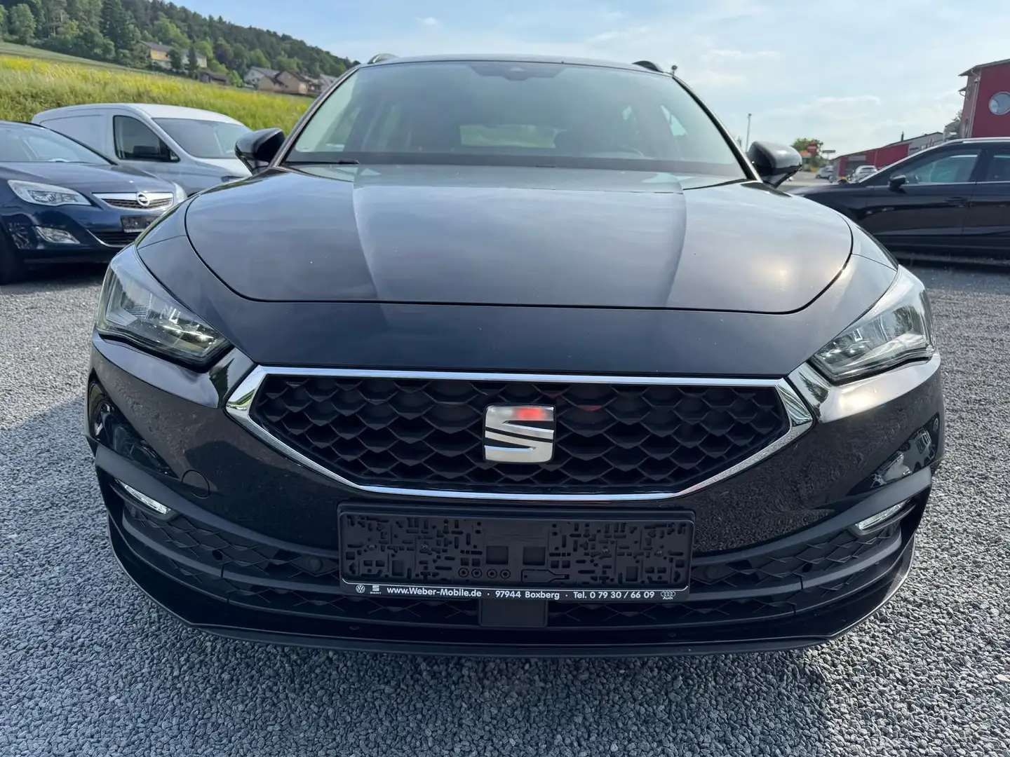 SEAT Leon 1.5 eTSI *DSG*STYLE*PDCHI+VO*SHZ*NAVI*TEMPO Schwarz - 2