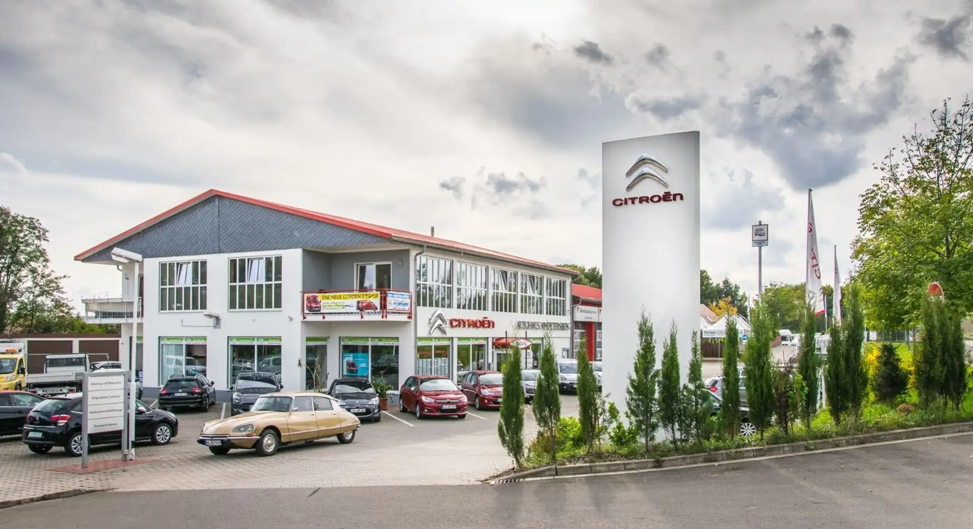 Citroen Grand C4 Picasso Grand C4 SpaceTourer HDI 130 EAT8 Feel 7 Sitze Noir - 1