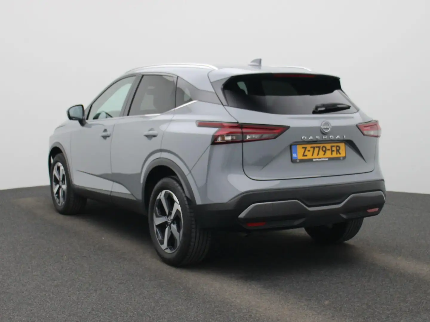 Nissan Qashqai 1.3 MHEV Xtronic N-Connecta 158PK | Automaat | Pan Grijs - 2