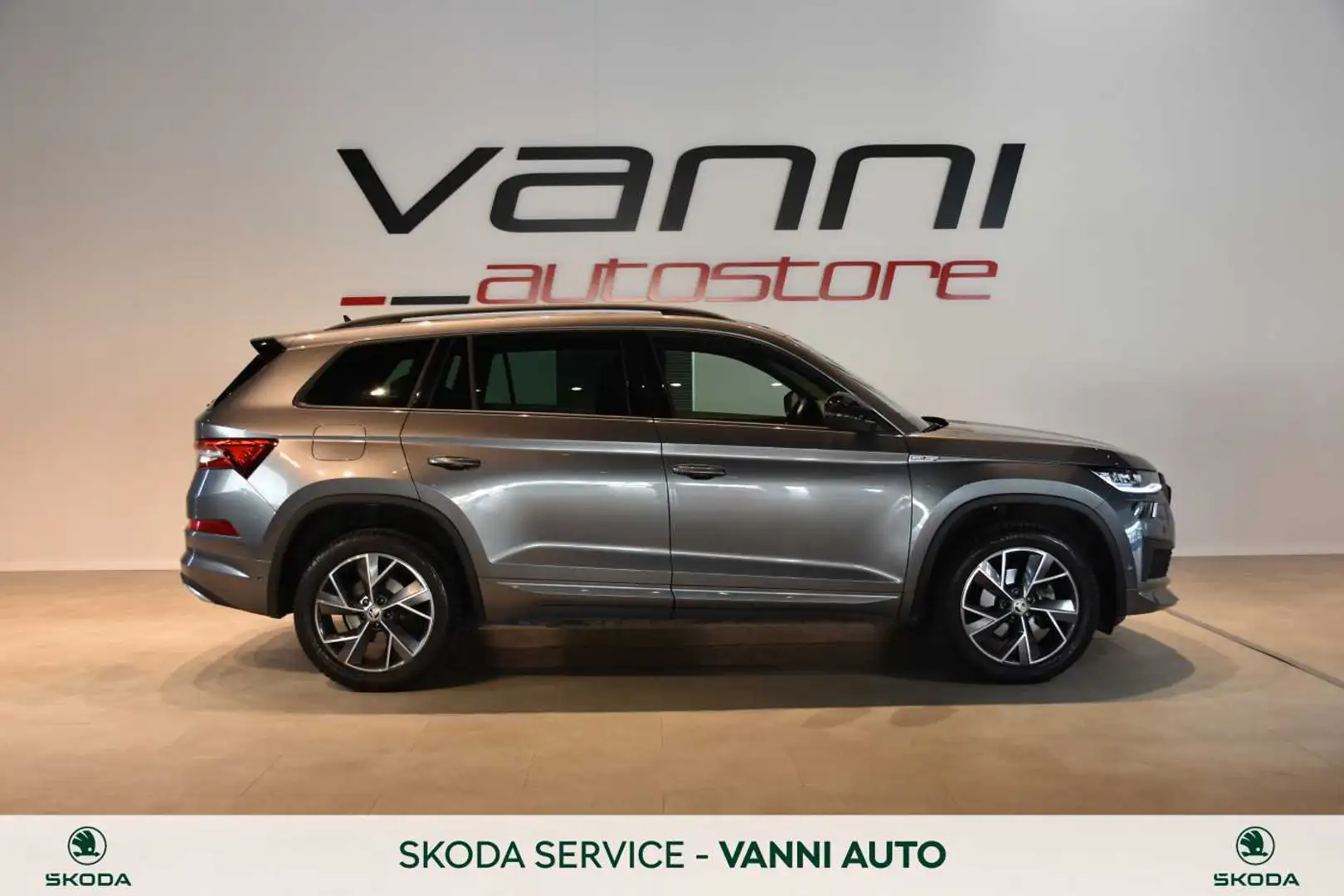 Skoda Kodiaq 2.0 TDI EVO SCR DSG SportLine - TAGLIANDI SKODA Gris - 2