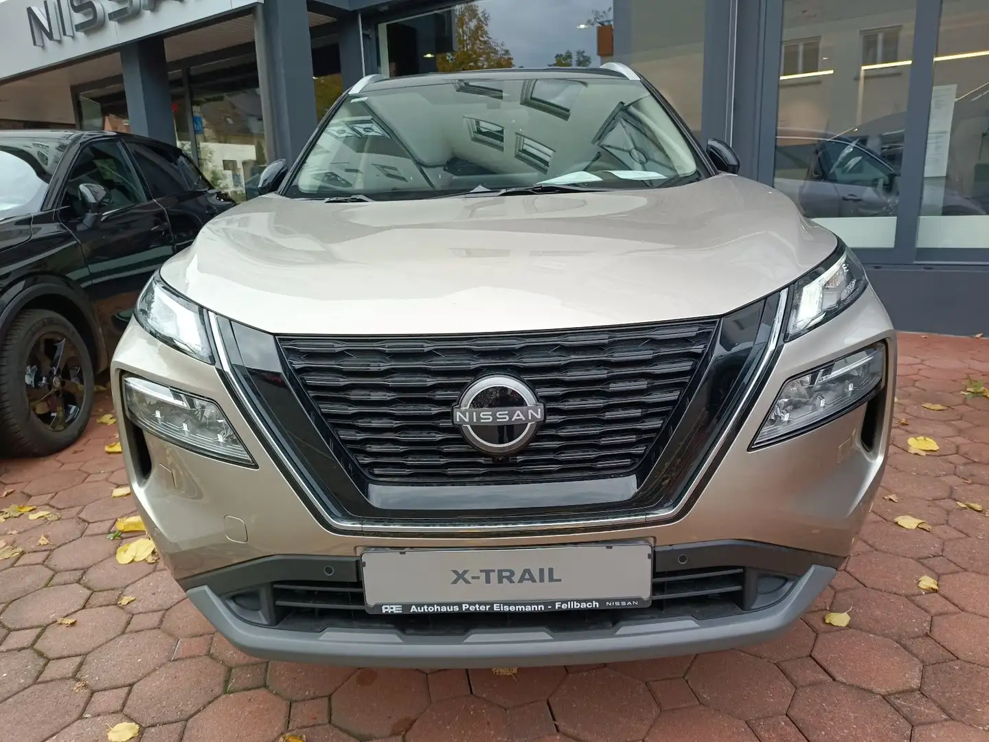 Nissan X-Trail X-TRAIL 1.5 VC-T e-4ORCE N-CONNECTA Gold - 2