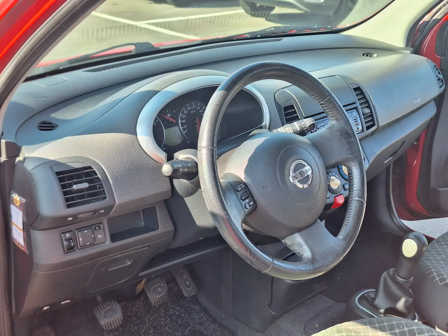 Nissan Micra €2150,-1.2 Visia Apk 2026 Airco 5drs OH Beurt Rood - 2
