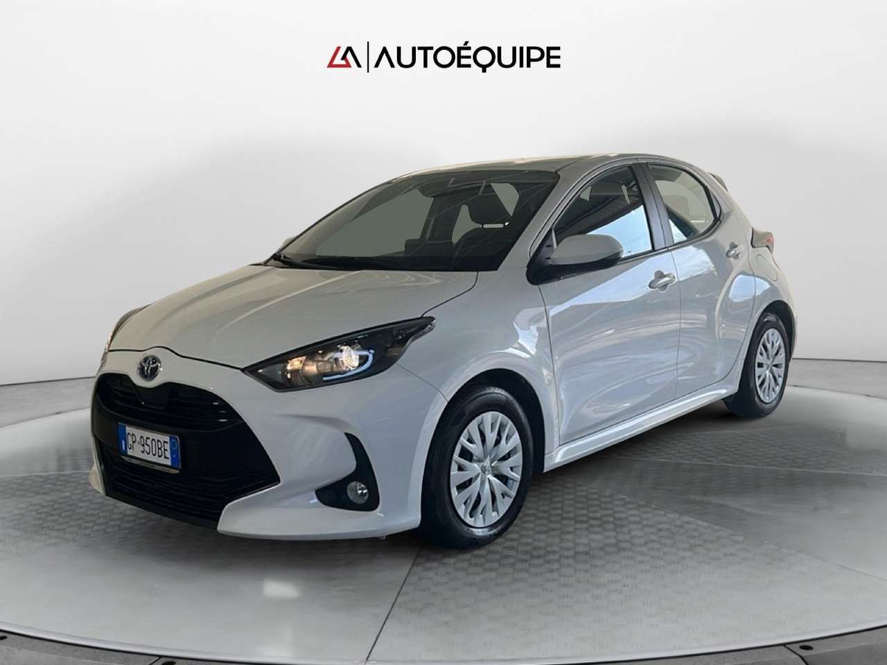 Toyota Yaris IV 2020 1.5h Active