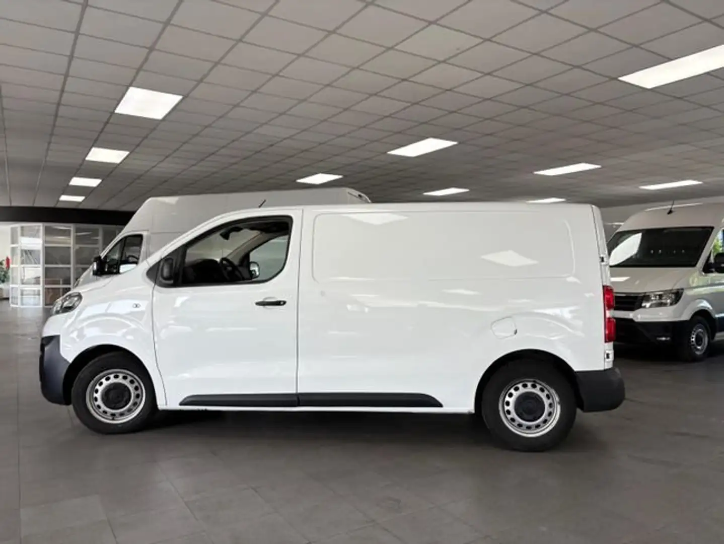 Fiat Scudo Furgón L2 100cv MT5 Blanco - 2