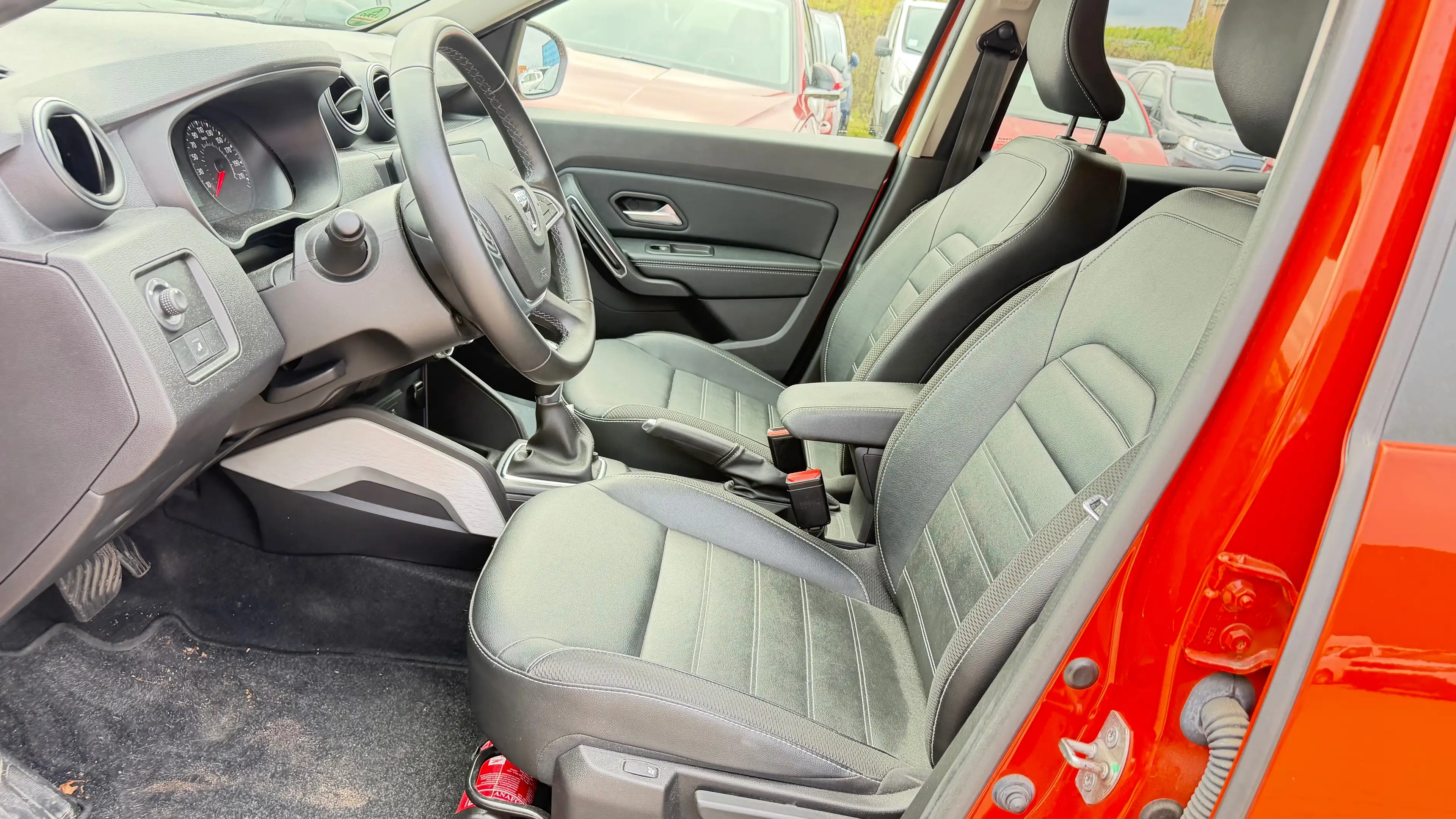 Dacia Duster Duster 1.3 TCe Prestige EDC GPF — photo 9