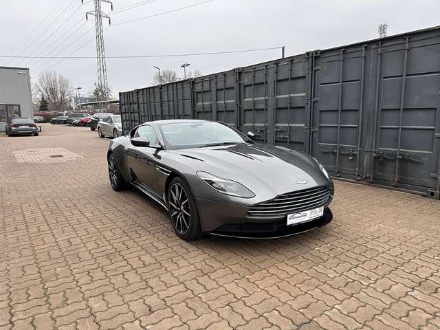 Imagine Aston Martin DB11 V12 Launch Edition