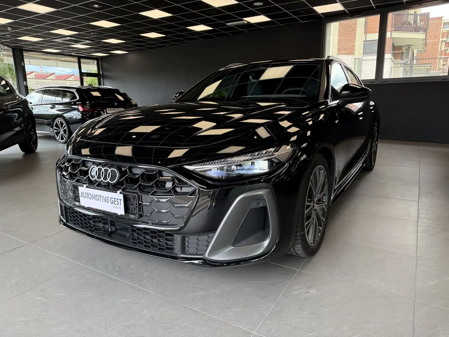 Audi A5 Avant TDI 150 kW quattro S tronic  S Line *PRONTA Zwart - 1