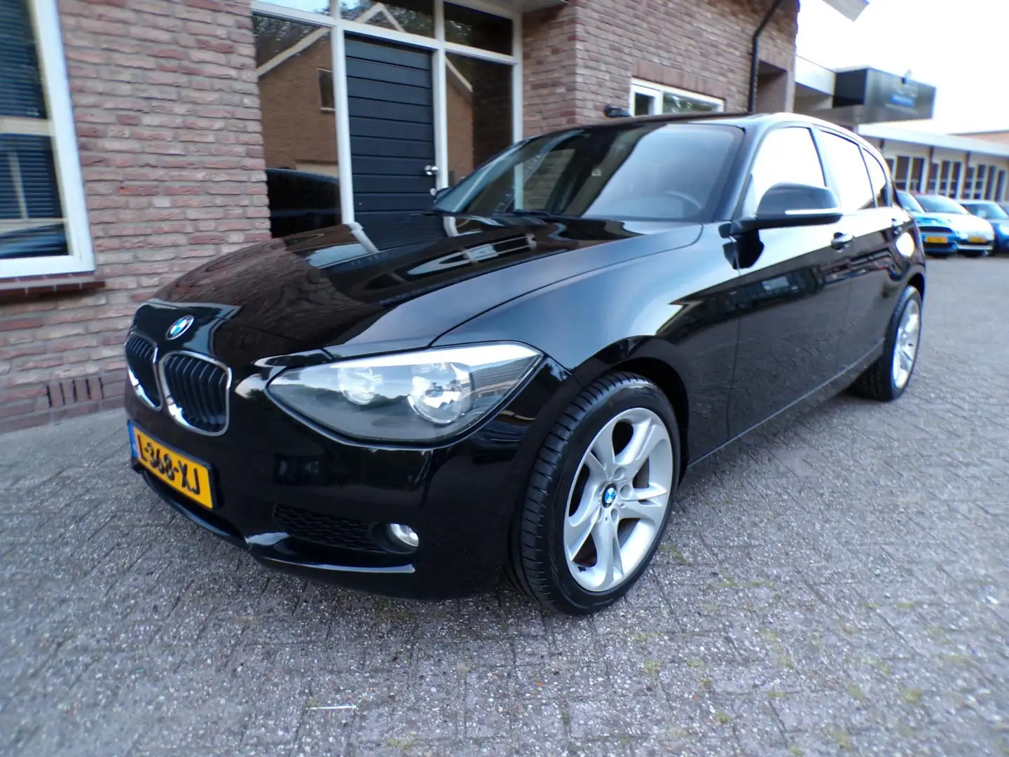 BMW 114 1-serie 114i EDE Business Noir - 1