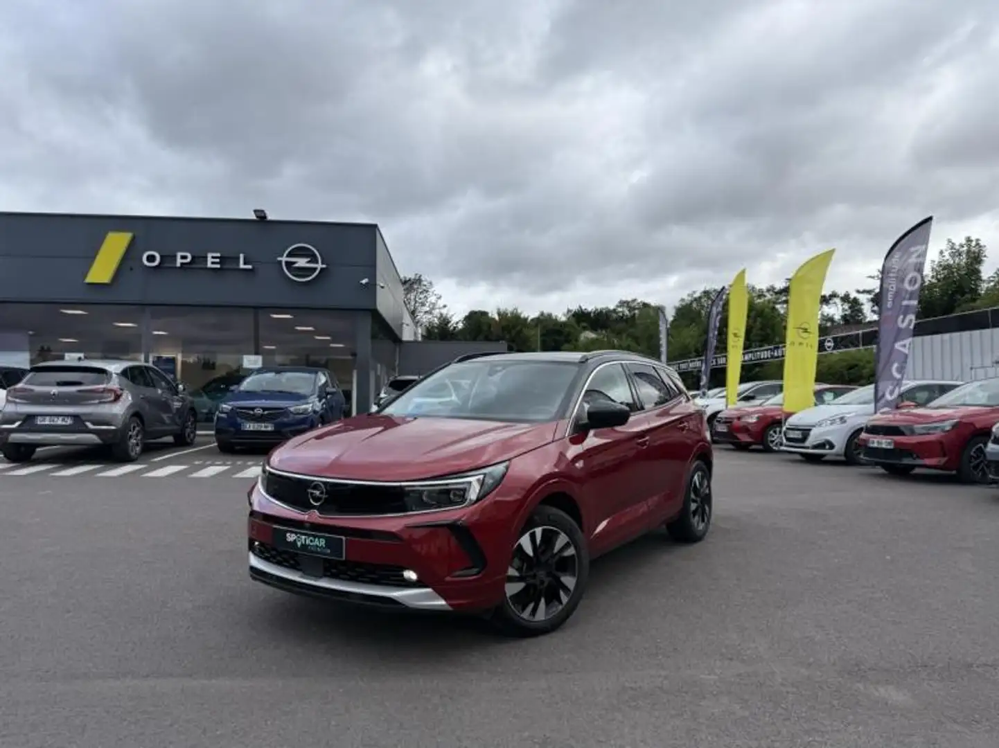 Opel Grandland 1.5 D 130ch Elegance Business BVA8 MY23 Rouge - 1