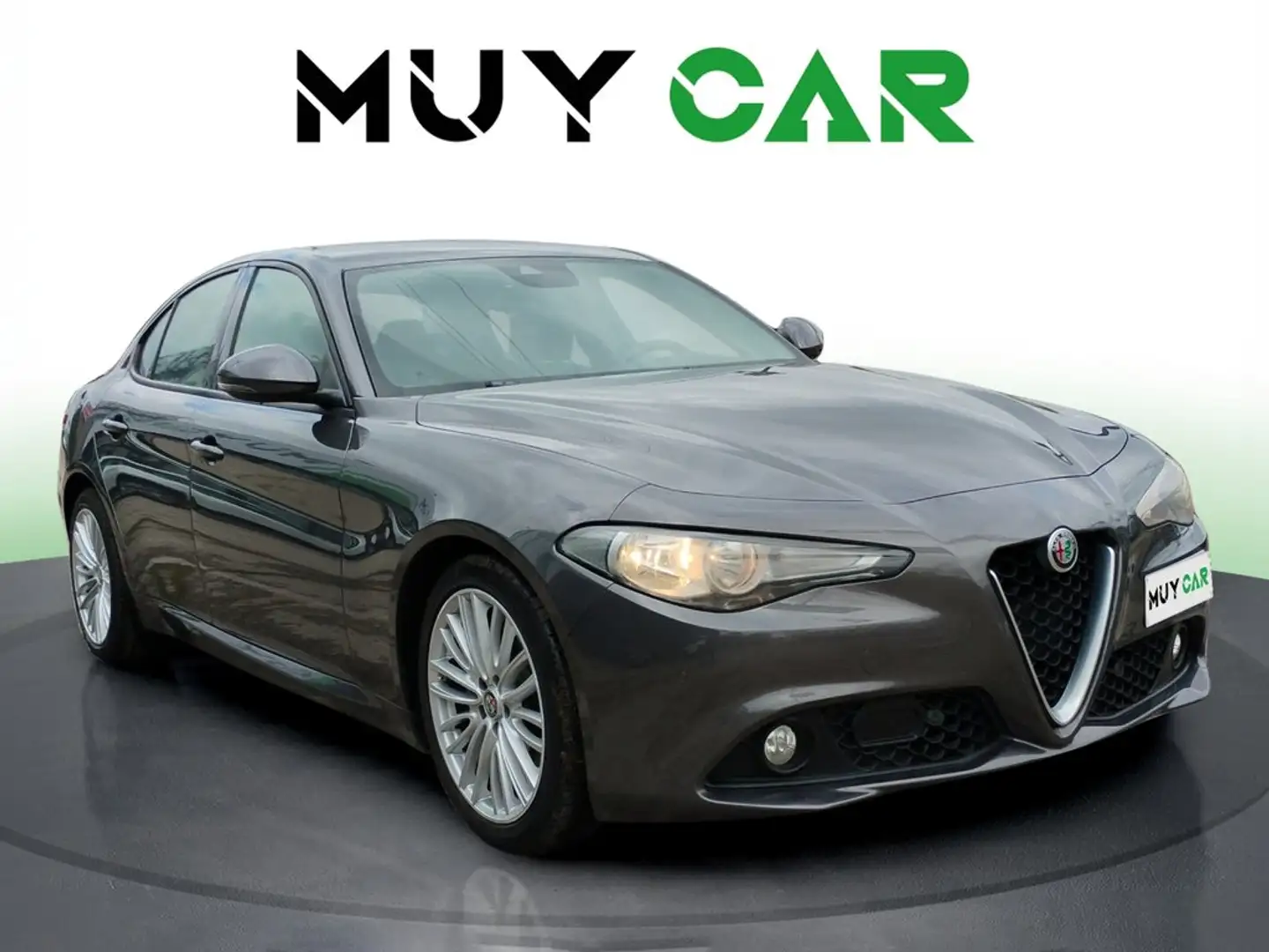 Alfa Romeo Giulia 2.2 Diesel 136 Gris - 1